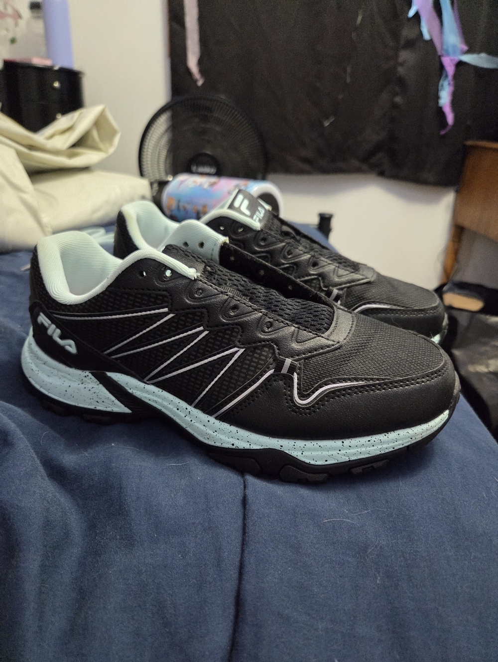 Fila Women's Black & Light Blue Accent Sneakers